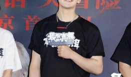 娱乐大爆料黄晓明和闫妮,娱乐大爆料揭秘幕后故事